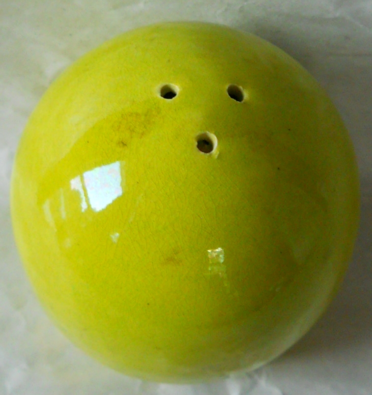 006-CHARTREUSE-EGG-BULLET-SHAPE-POTTERY-SHAKER-ORIG.jpg