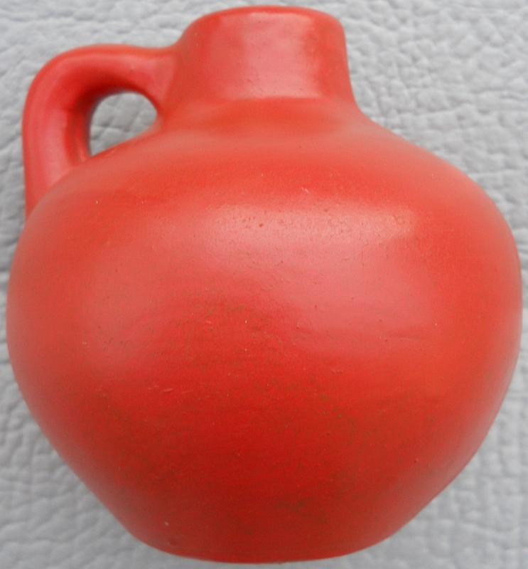 012-MATTE-RED-JUG-800-PIX-HT.jpg