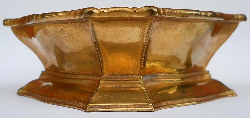 020-OSCAR-B-BACH-METAL-CRAFTSMAN-SQUARE-BRONZE-BOWL-800W.jpg