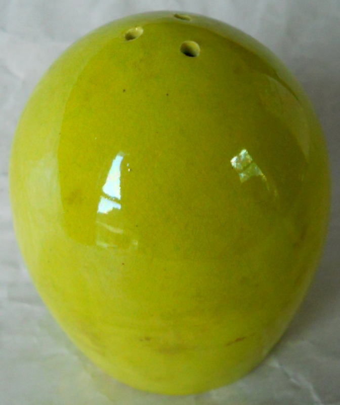 041-CHARTREUSE-EGG-BULLET-SHAPE-POTTERY-SHAKER-800H.jpg