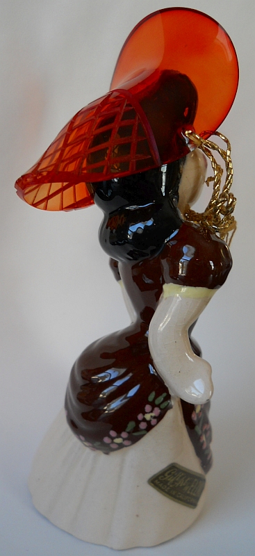 084-ELZAC-CALIFORNIA-POTTERY-LUCITE-BONNET-HAT-GIRL-FIGURINE-800H.jpg