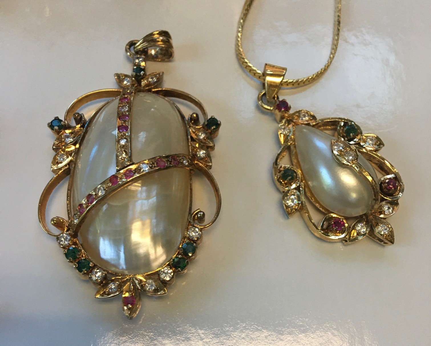 2 pendants.jpg