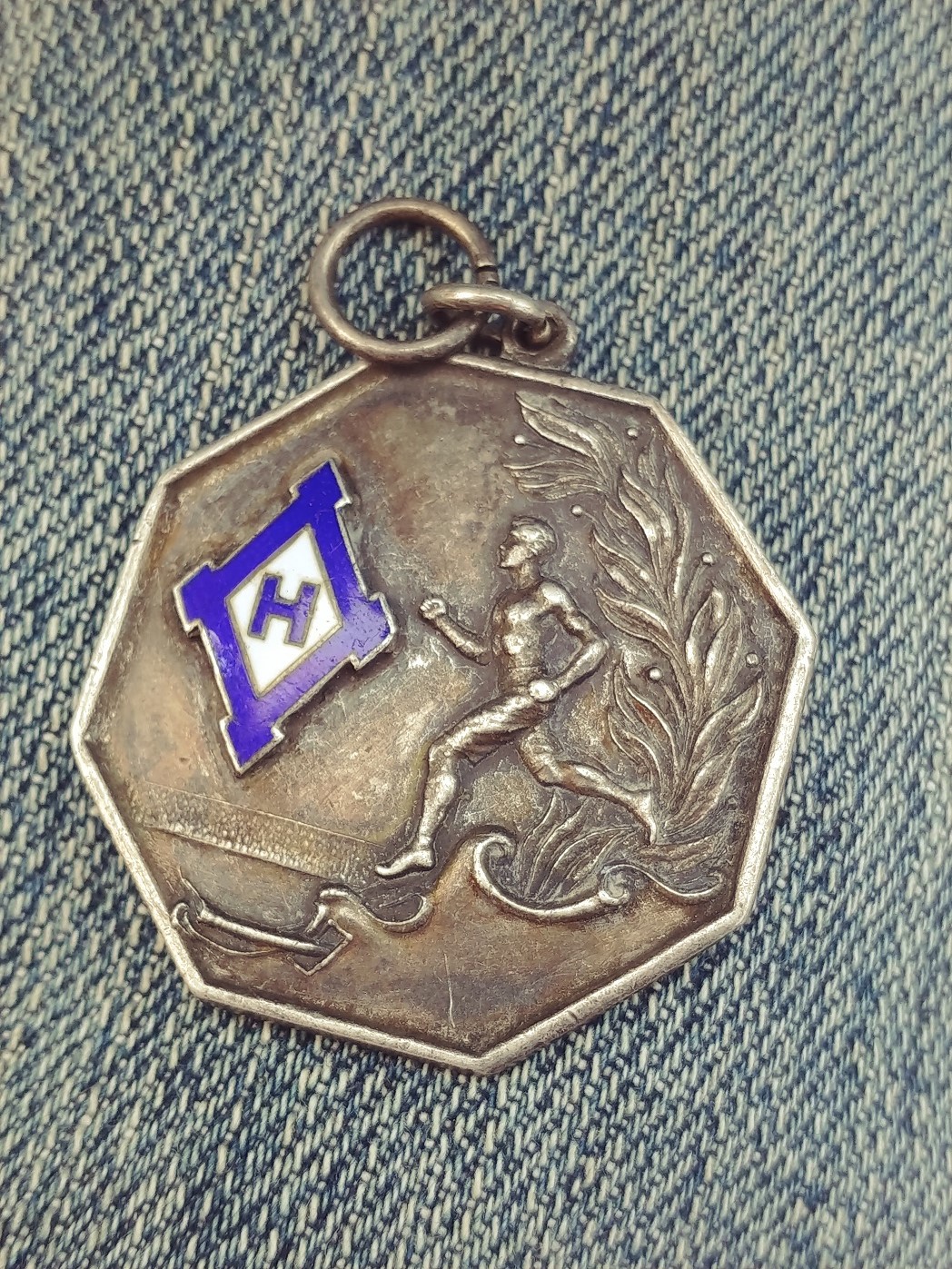 Silver competition medal / medallion? | Antiques Board