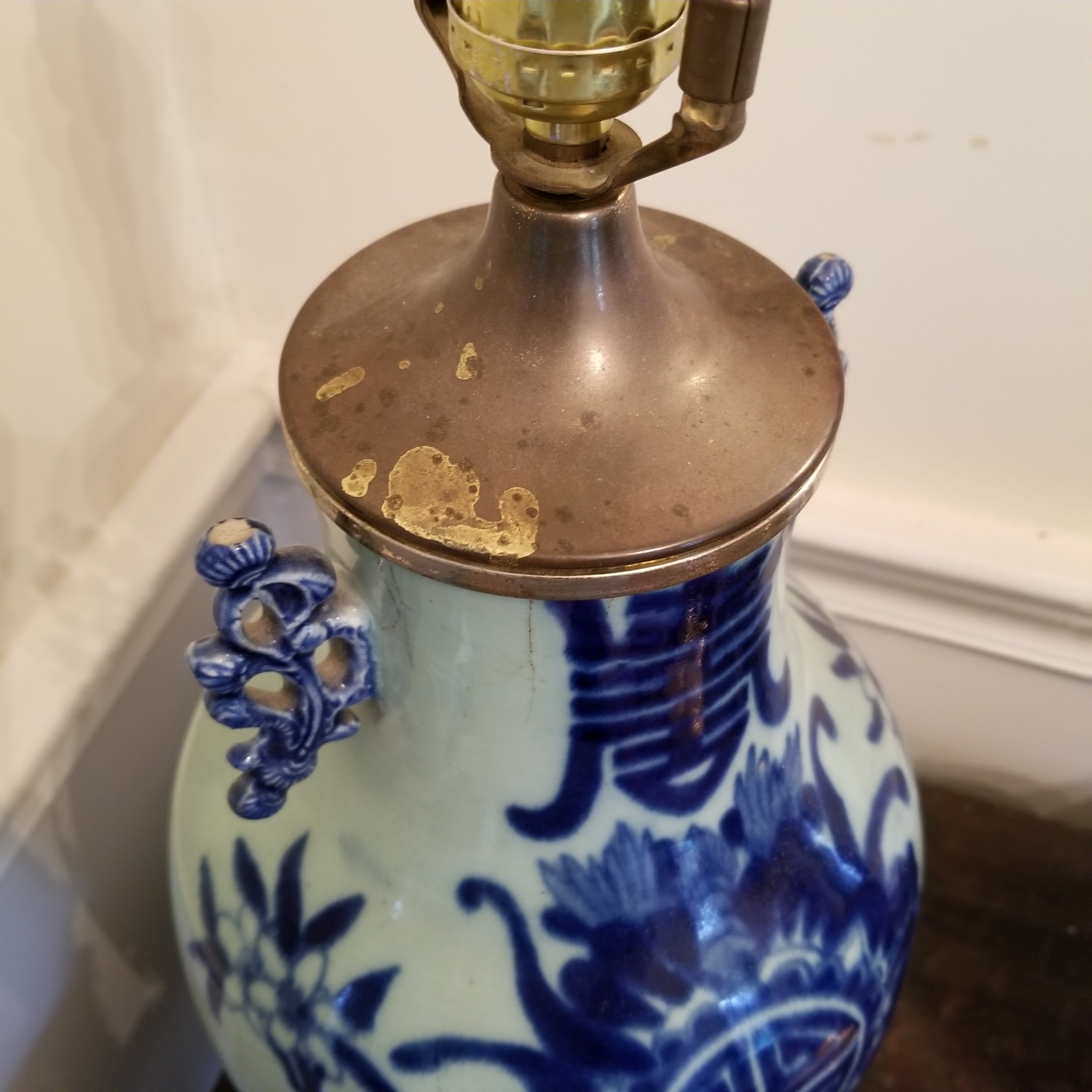 Chinese lamp Antiques Board