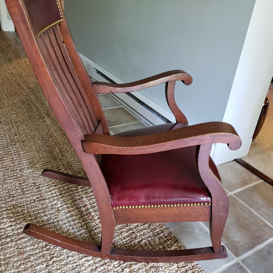 Help Identifying Rocking Chair Antiques Board   20201013 135003 Jpg.283171