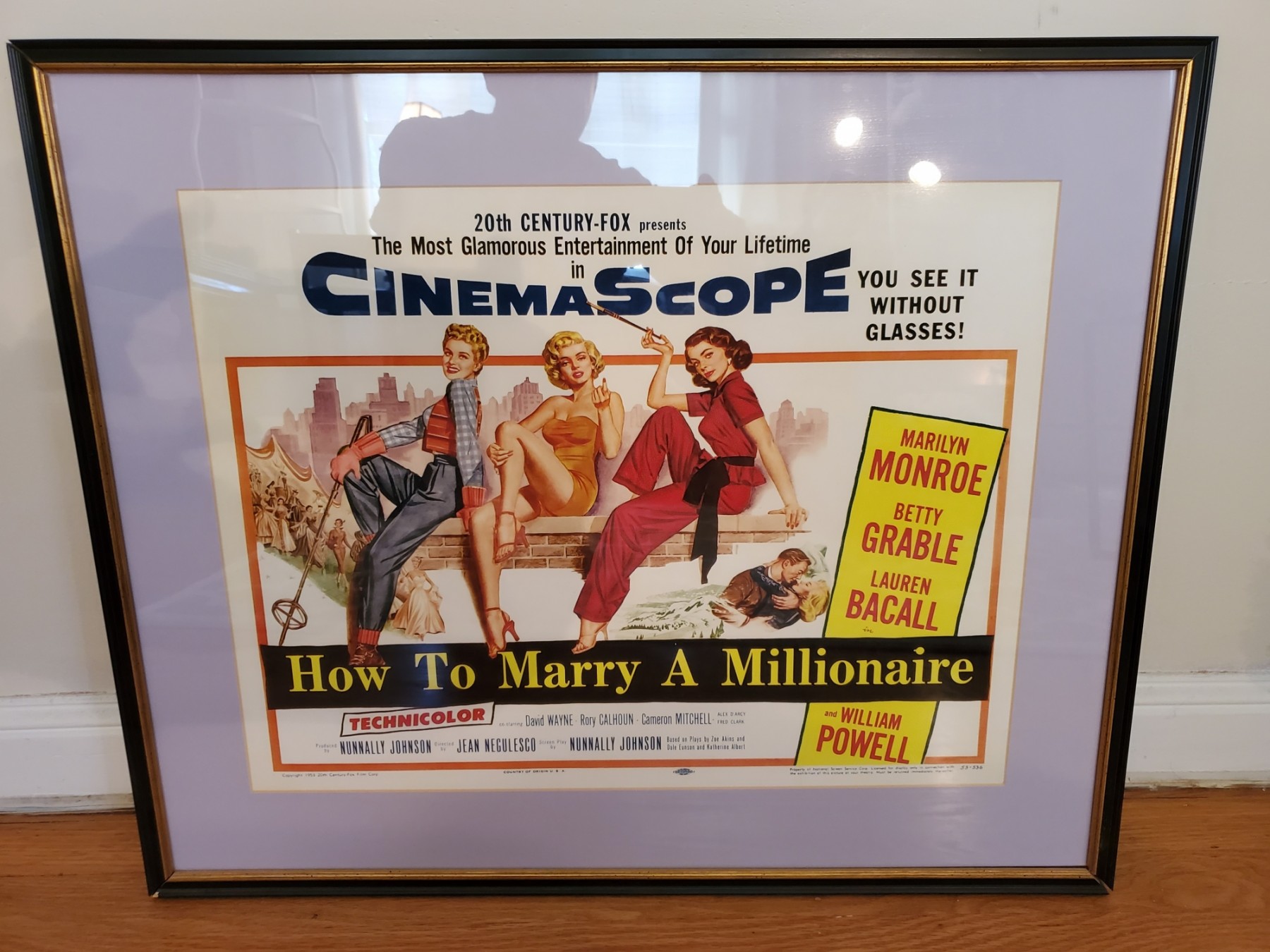 traditional movie poster size