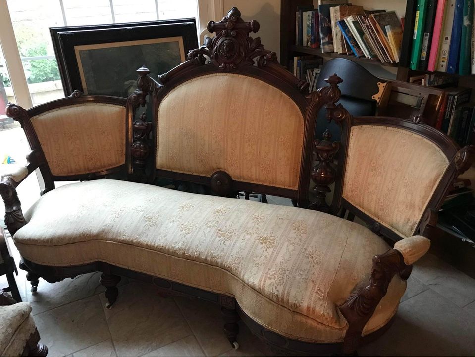 renaissance revival furniture