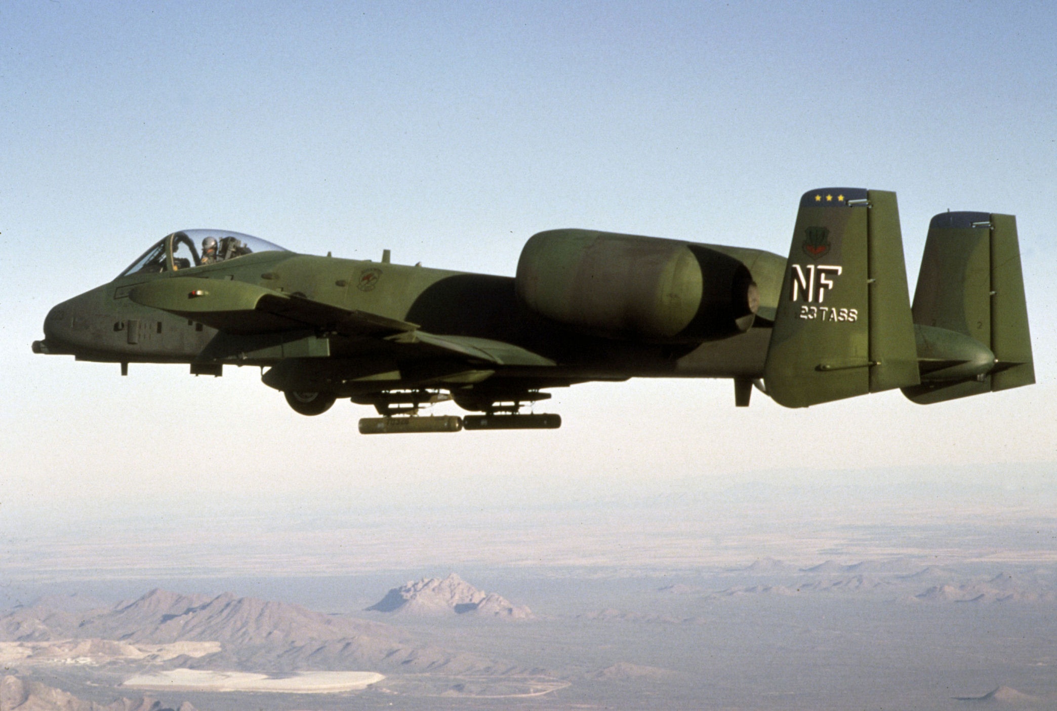 A-10 Thunderbolt_flight.jpg