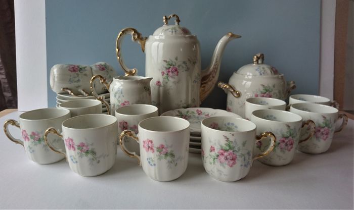 Porcelain Tea or Coffee Pot with Lid. Poppy Flower Hand Painted over L –  Anything Discovered