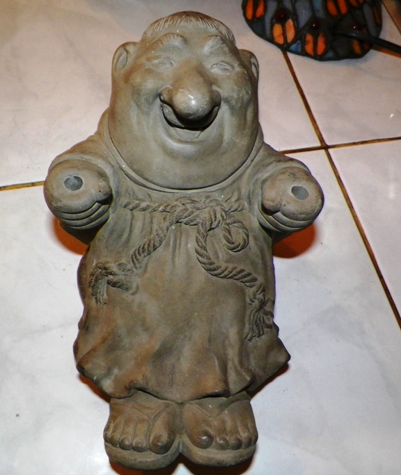 AA EBAY NEW A ART STATUE MONK LAUGHING FRIAR 1AA.jpg