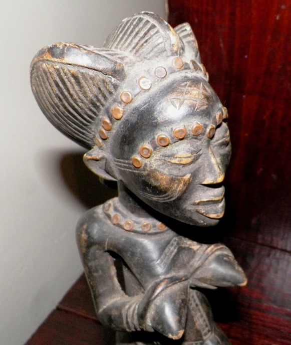 AA EBAY NEW A COLLECTIBLE EBAY CARVED AFRICAN STATUE AFRICAN PREGNANT 5AA.jpg