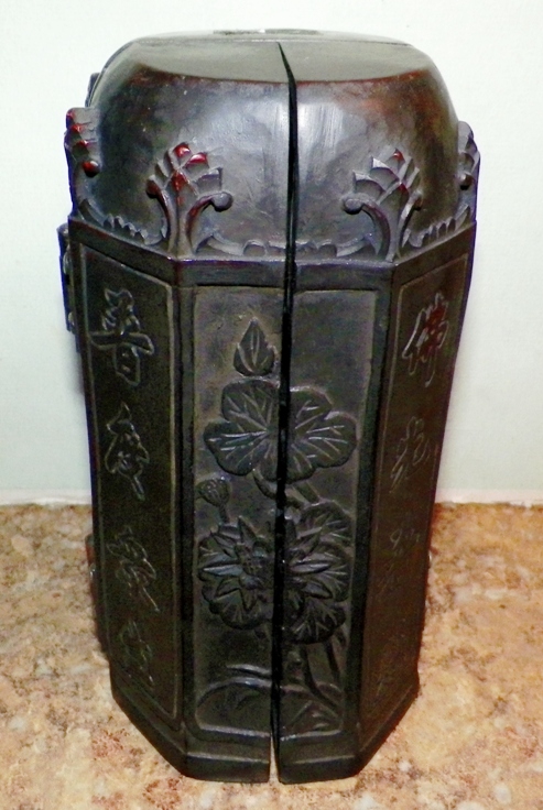 AA EBAY NEW A COLLECTIBLE EBAY EBAY CARVED CHINESE TIBETAN 2 DOOR SHRINE 1AA.jpg