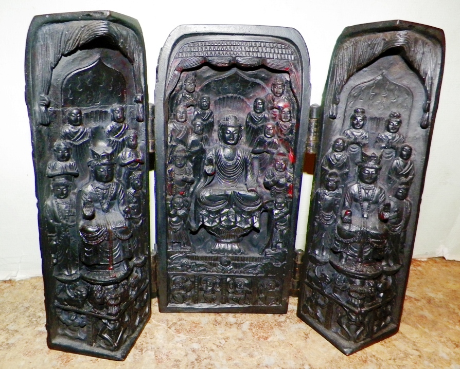 AA EBAY NEW A COLLECTIBLE EBAY EBAY CARVED CHINESE TIBETAN 2 DOOR SHRINE 2AA.jpg