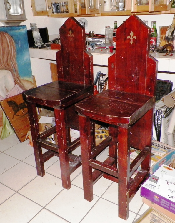 AA EBAY NEW A COLLECTIBLE FURNITURE CHAIR GOTHIC TALL 1AAA.jpg