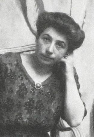 Amélie-Noellie-Matisse-Parayre.jpg