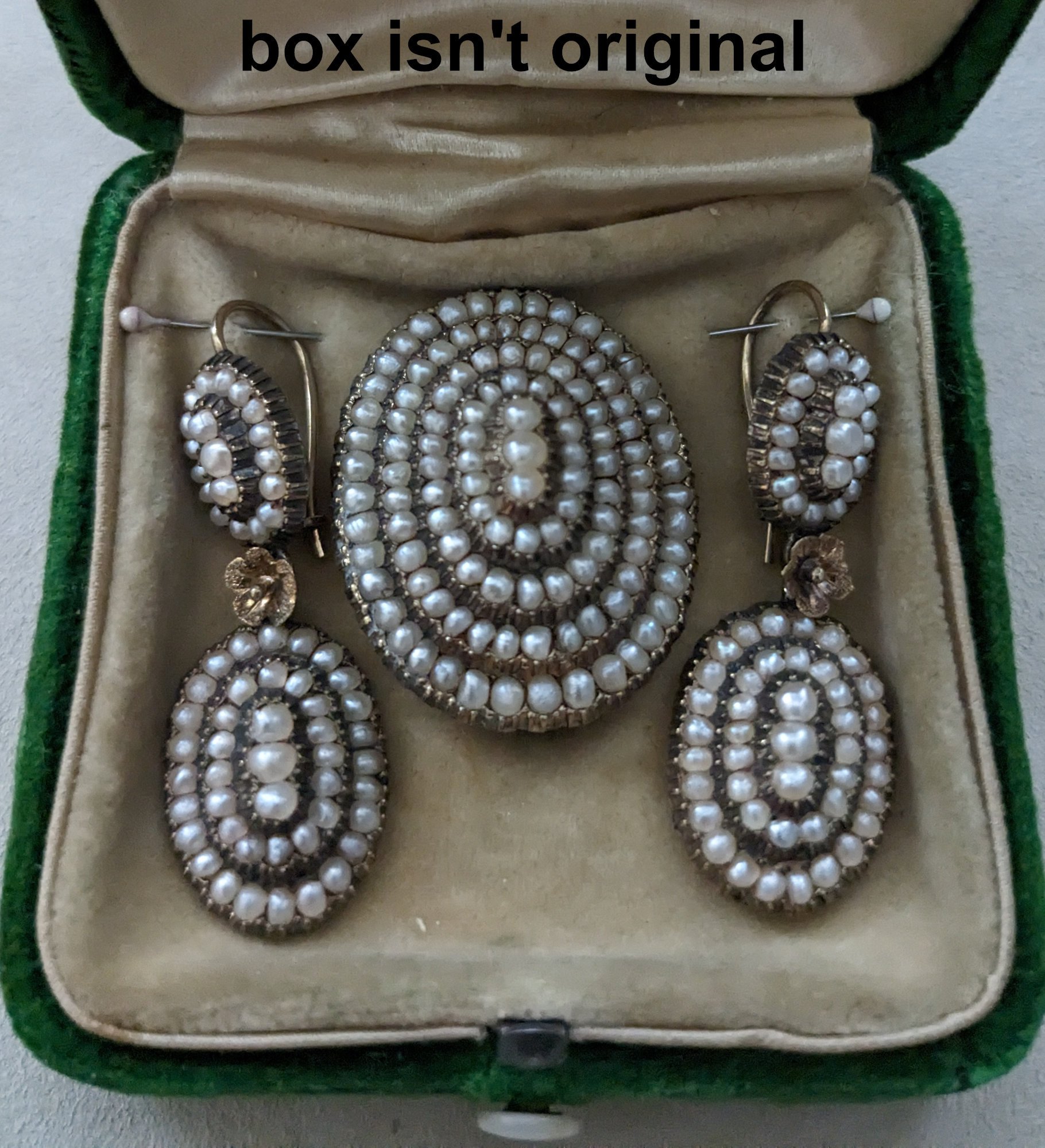 AntiquePearlPin&Earrings-1.jpg