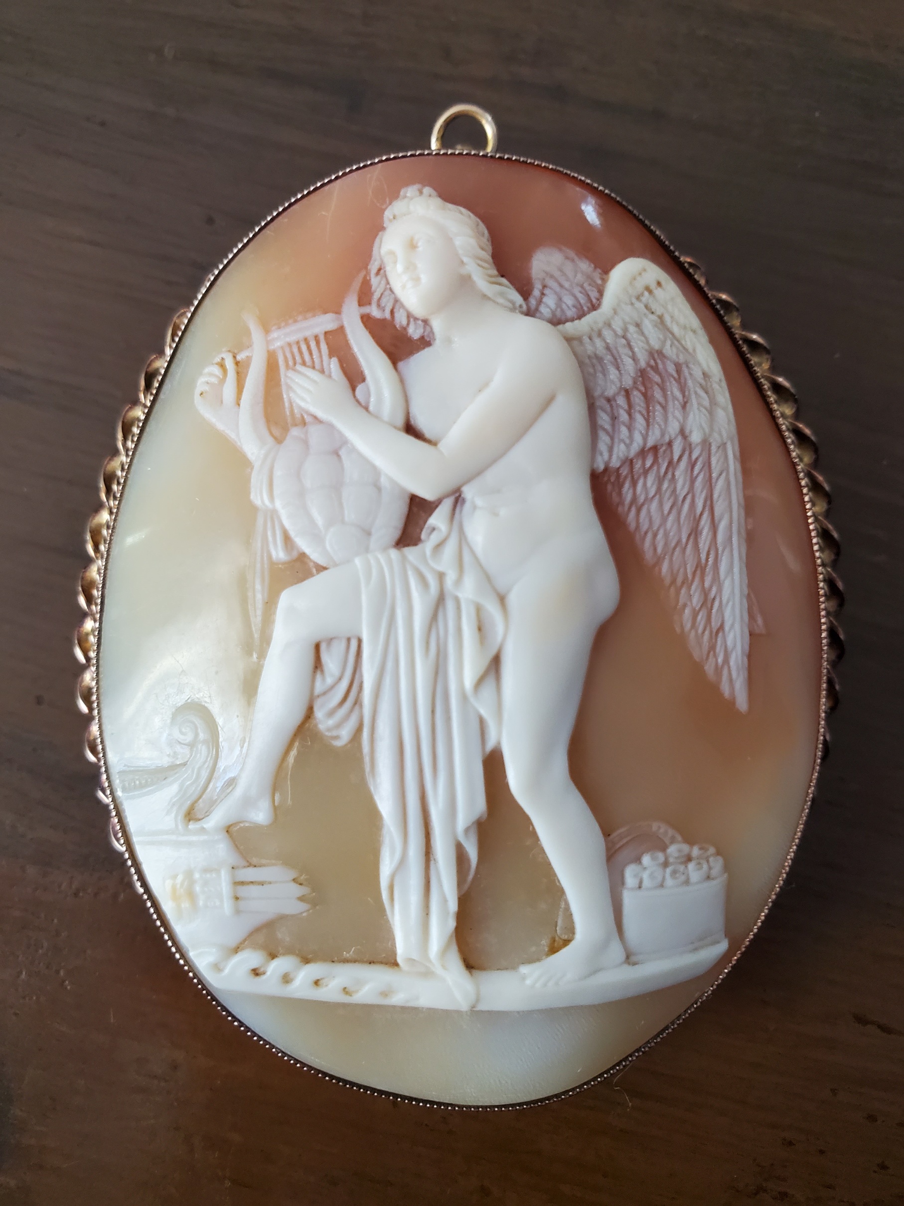 apollo thorvaldsen cameo front.jpg