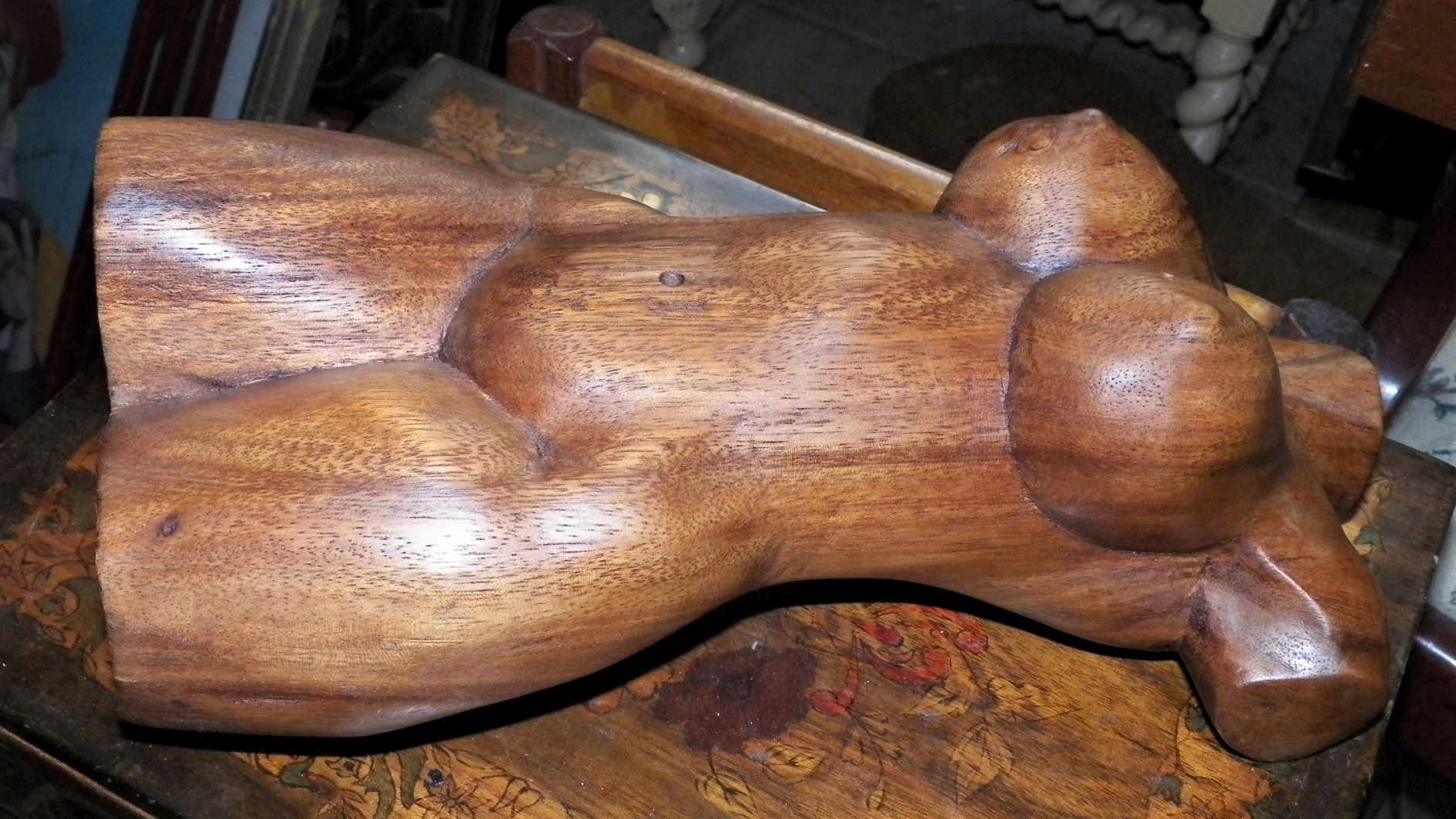 ART CARVING A NUDE TORSO WOOD 9AA.JPG