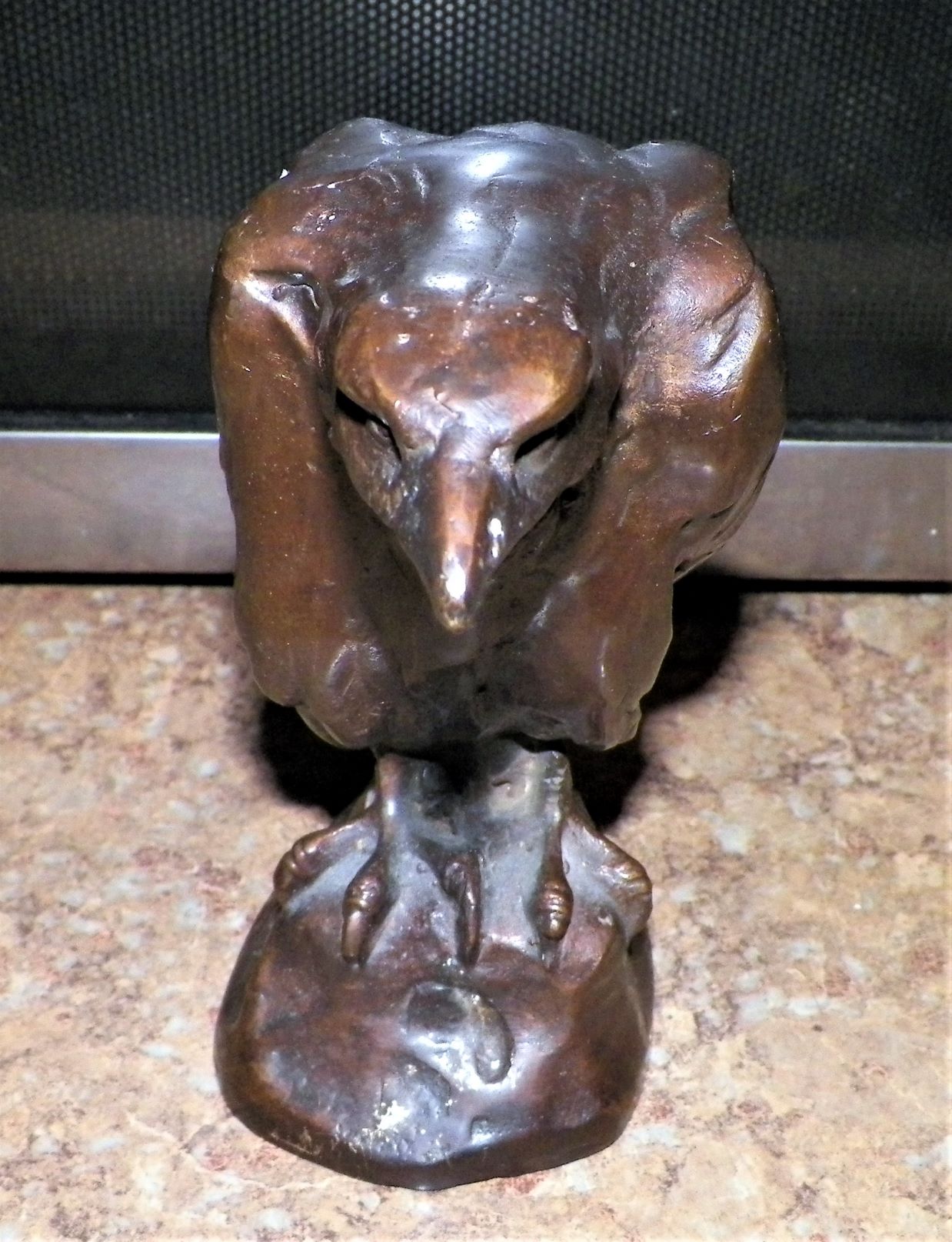 ART SCULPTURE BIRD RAVEN BRONZE 2AA.JPG