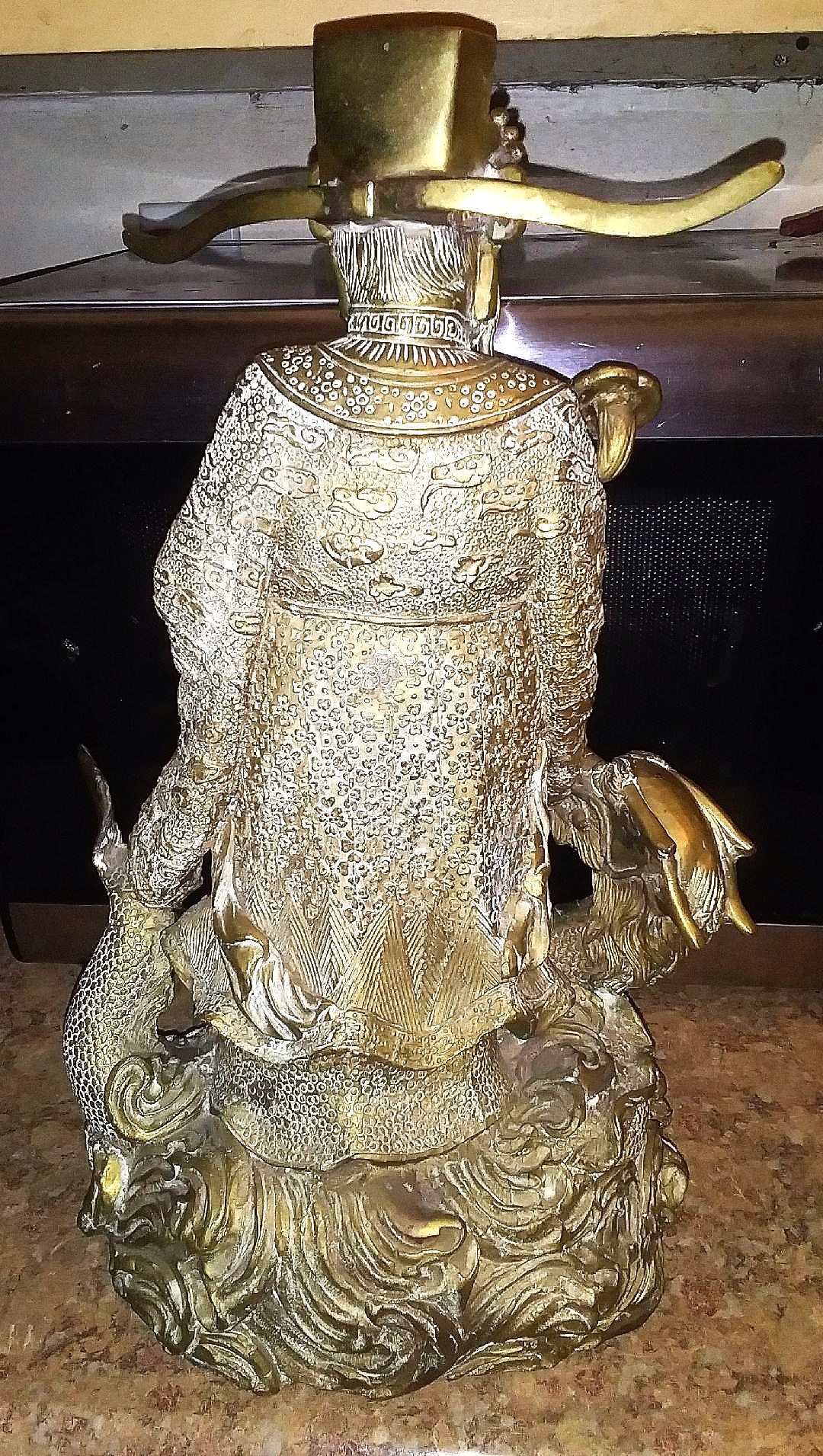 ART STATUE BRASS CHINESE FIGURE WITH SERPENT 8AA.jpg