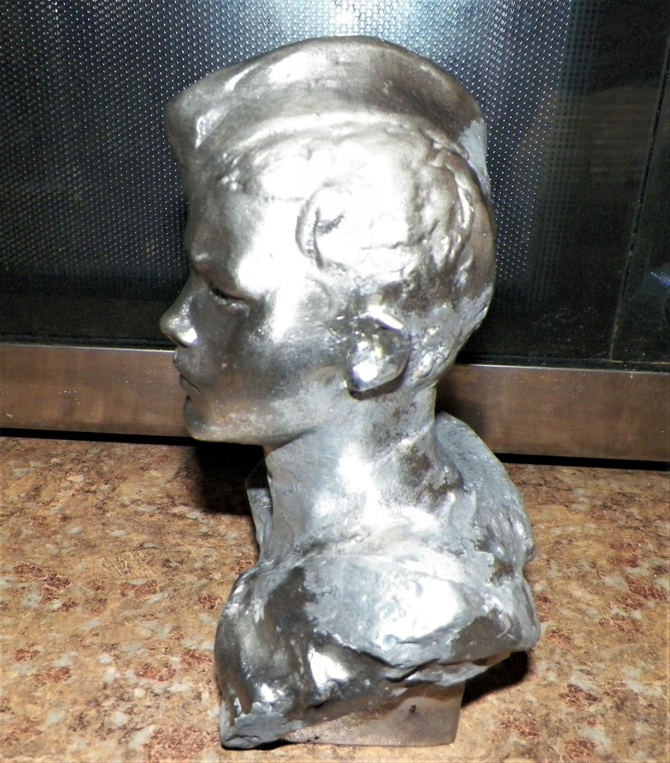 ART STATUE RUSSIAN BUST SMALL 2AA.JPG