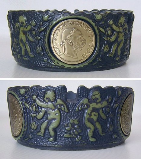 AustrianFauxGoldCoinGreenCeramicMCMAshtray-b.jpg