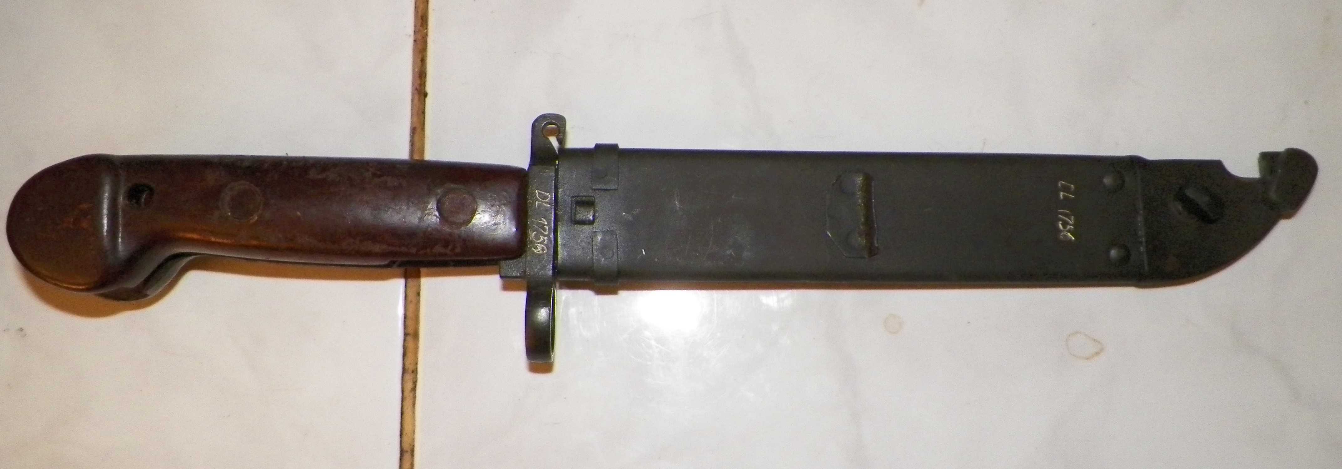 BAYONET 1AAA.JPG