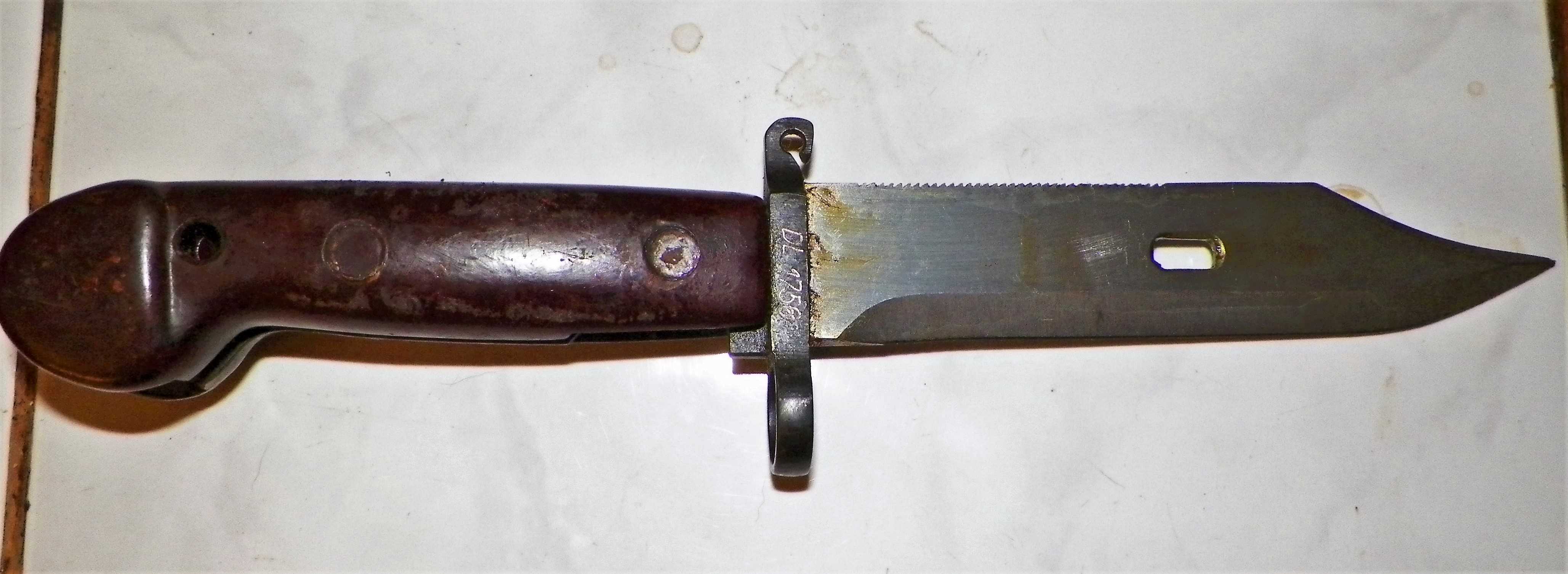 BAYONET 4AA.JPG