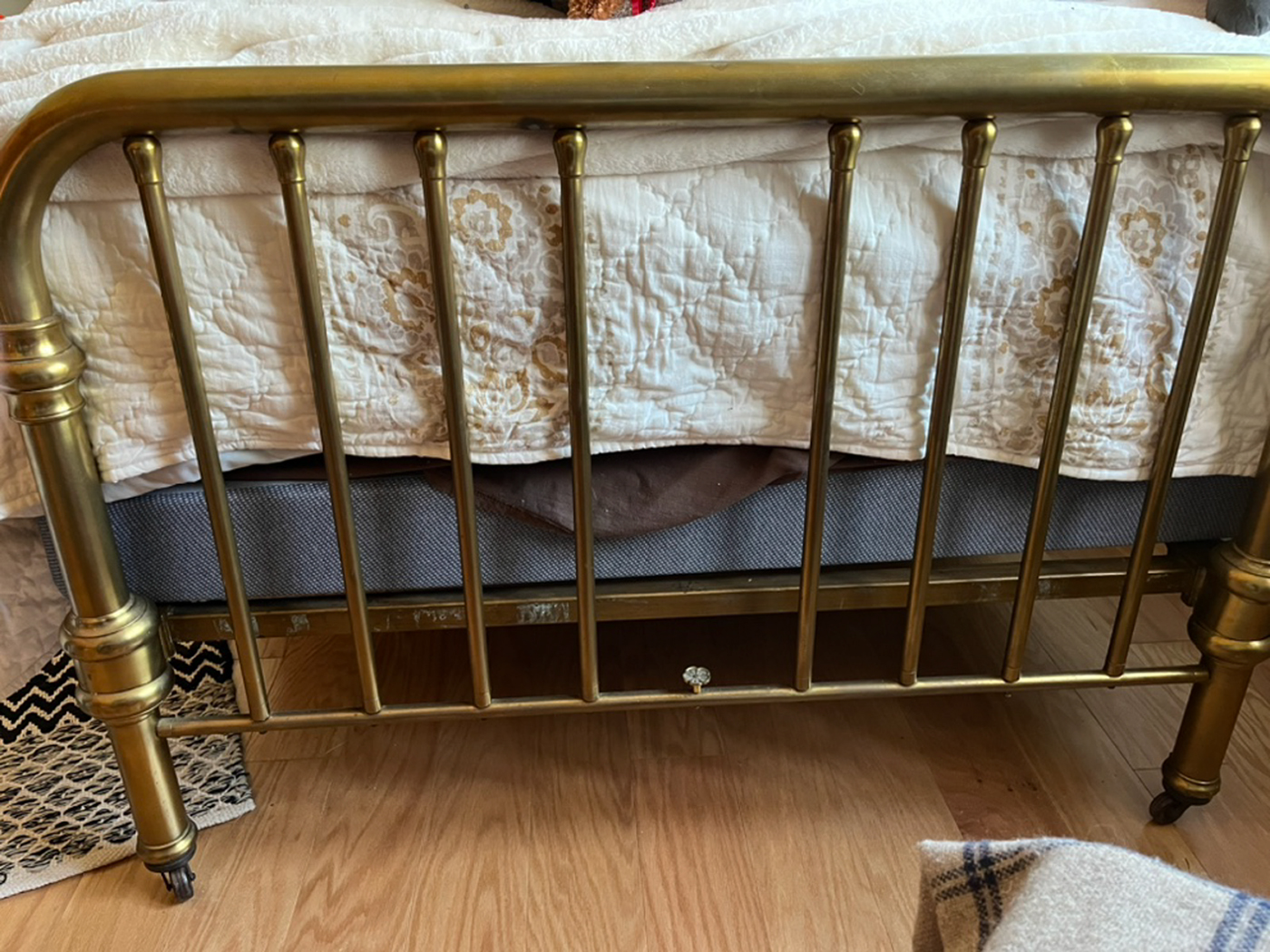 BedFootboard.jpg