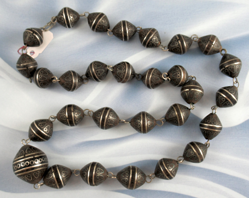 BlackWSSBeadsNecklace.jpg