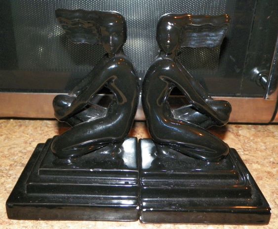 BOOKENDS ART DECO WOMEN BLACK CERAMIC 2AA.JPG