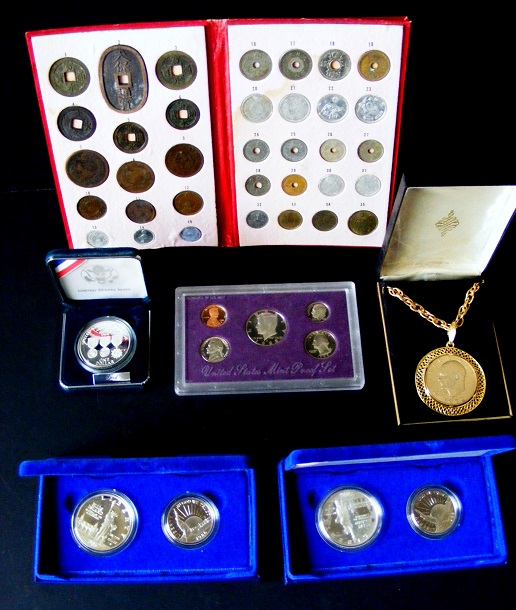 BOXED COINS 001-001.JPG