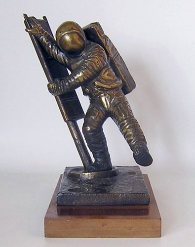 Bronze Casting Neil Armstrong Man on Moon First Step Ferdinand Rebechini-a.jpg