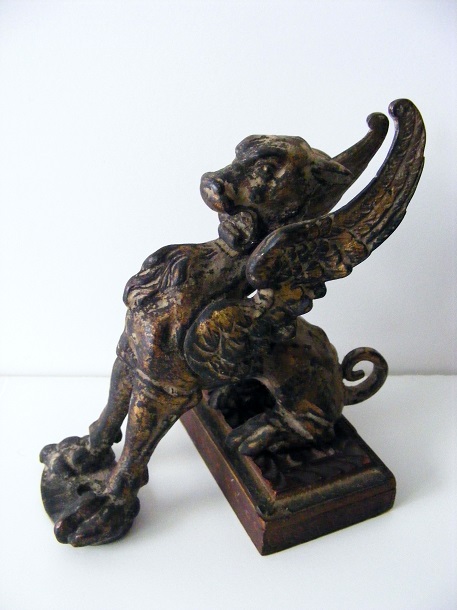 BRONZE GRIFFIN 004-001.JPG