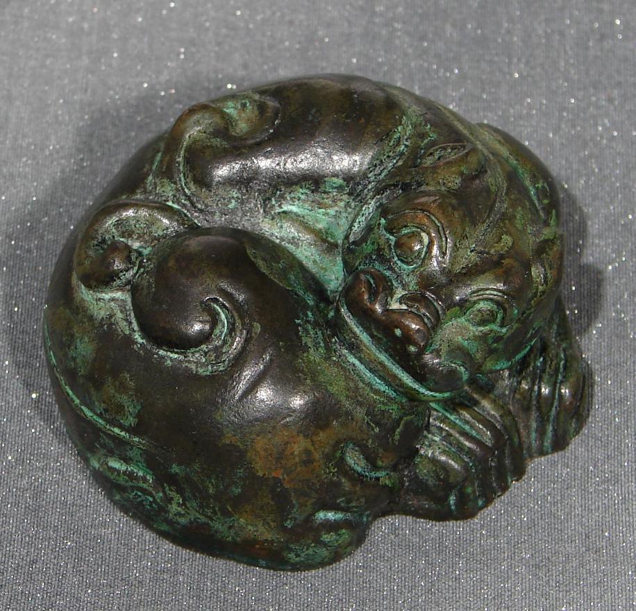 Bronze-Paperweight-Chinese-Curled_Dog-up.jpg