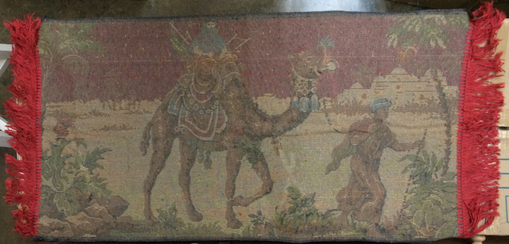 camel carpet back.png