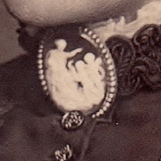 Cameo 1890 woman2.jpg