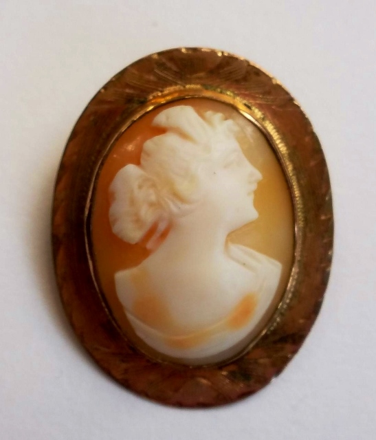 Cameo Beat Up (547x640).jpg