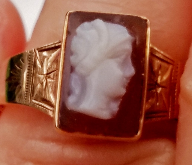 Cameo hardstone ring.jpg