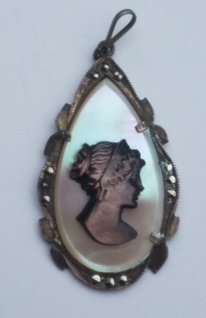 Cameo MOP reverse (415x640).jpg