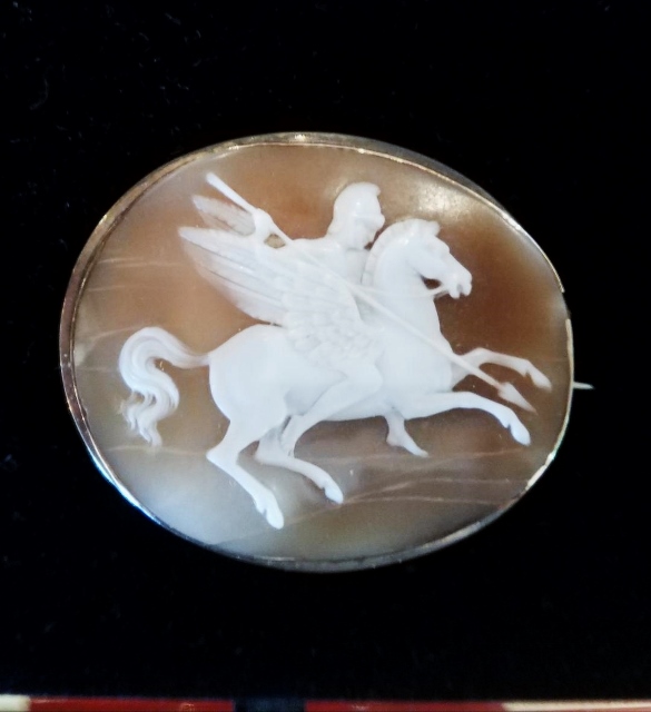 Cameo Tray 3 (585x640).jpg