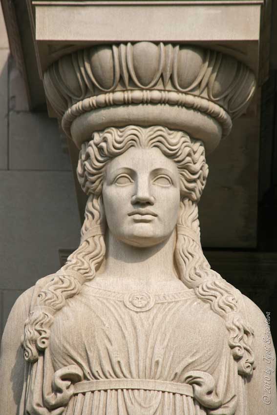 Caryatid.jpg