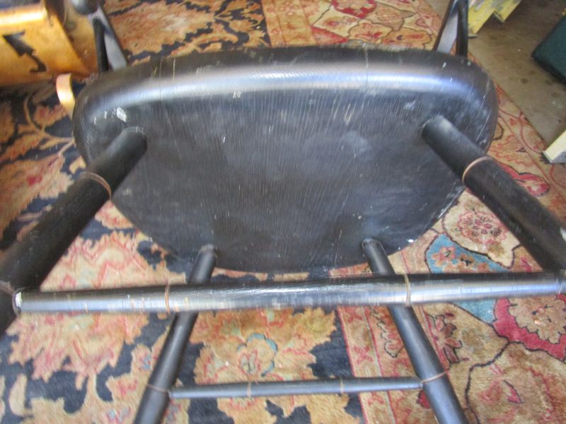 chair3.jpg