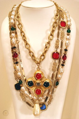 80's? Necklace | Antiques Board