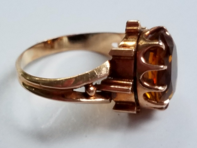 Citrine ring Victorian (640x480).jpg