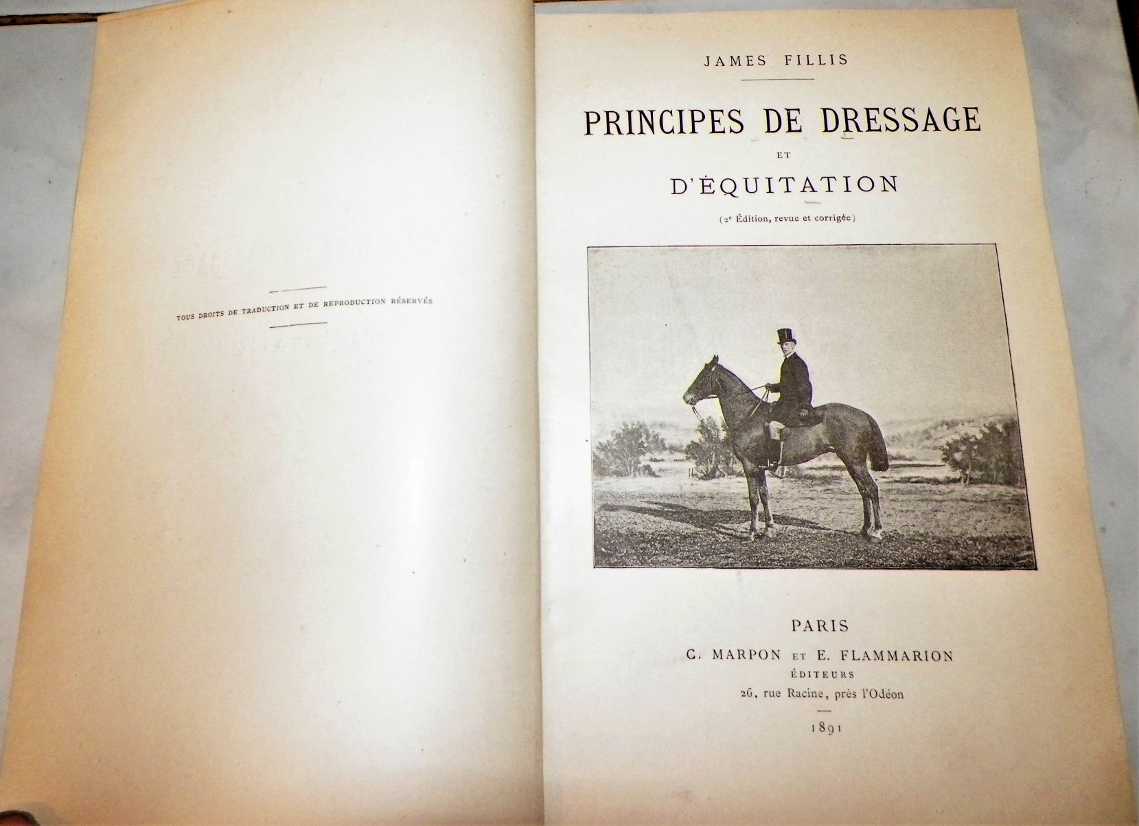 COLLECTIBLE BOOK ANTIQUE HORSE SHOW DRESSING RIDING A GROUP 3AA.JPG