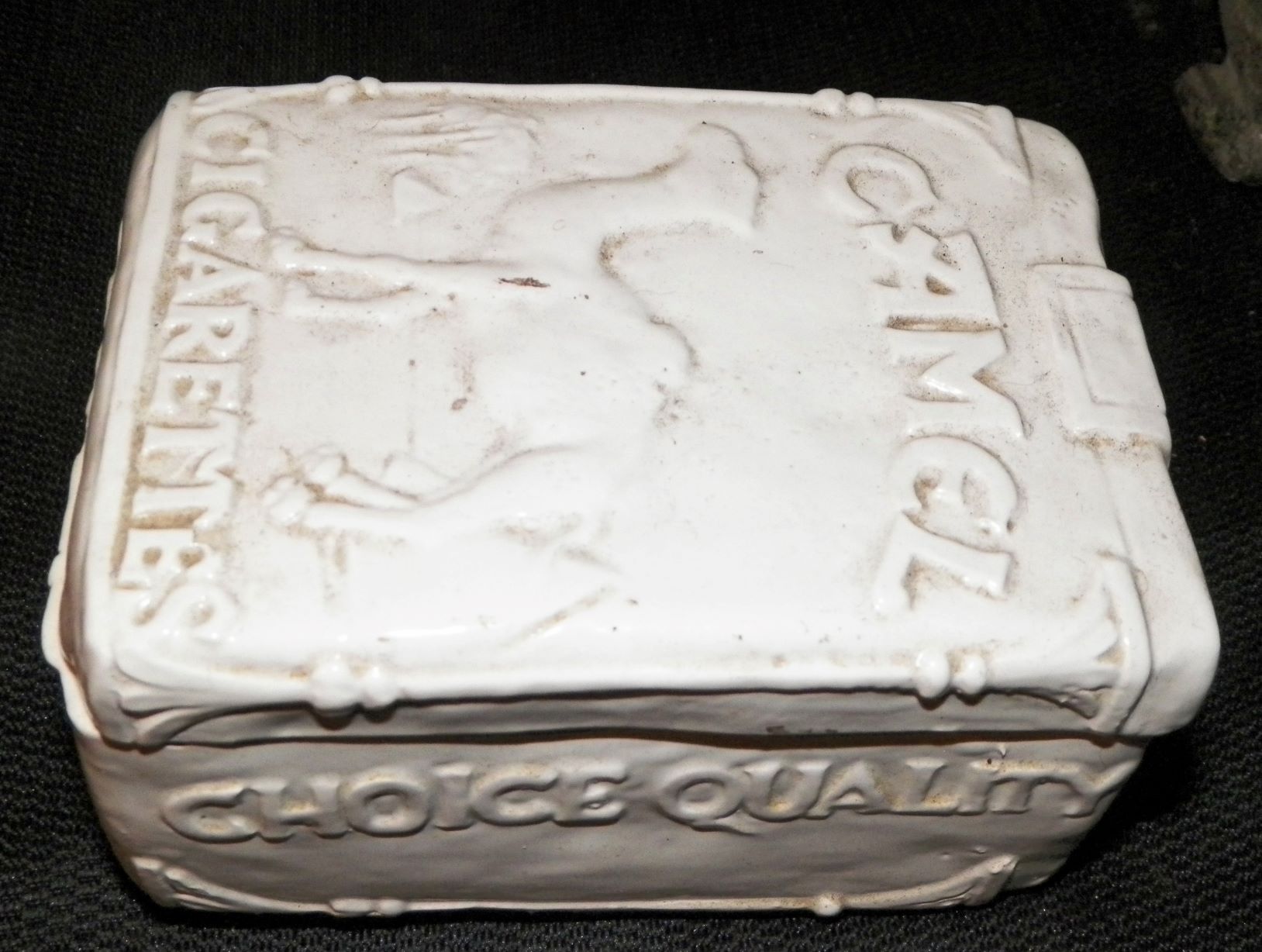 COLLECTIBLE CAMEL CIGARETTES TOBACCO JAR 1AA R.JPG