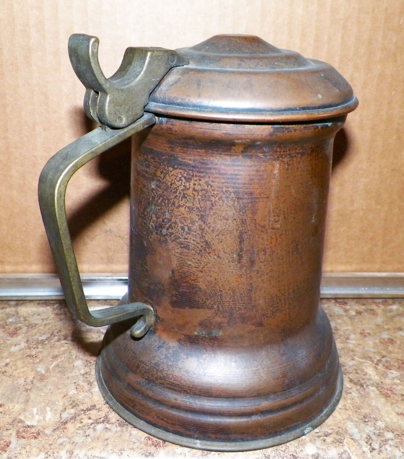 COLLECTIBLE STEIN ANTIQUE 1AA.JPG