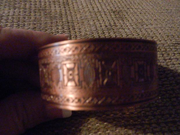 copper bracelet.jpg