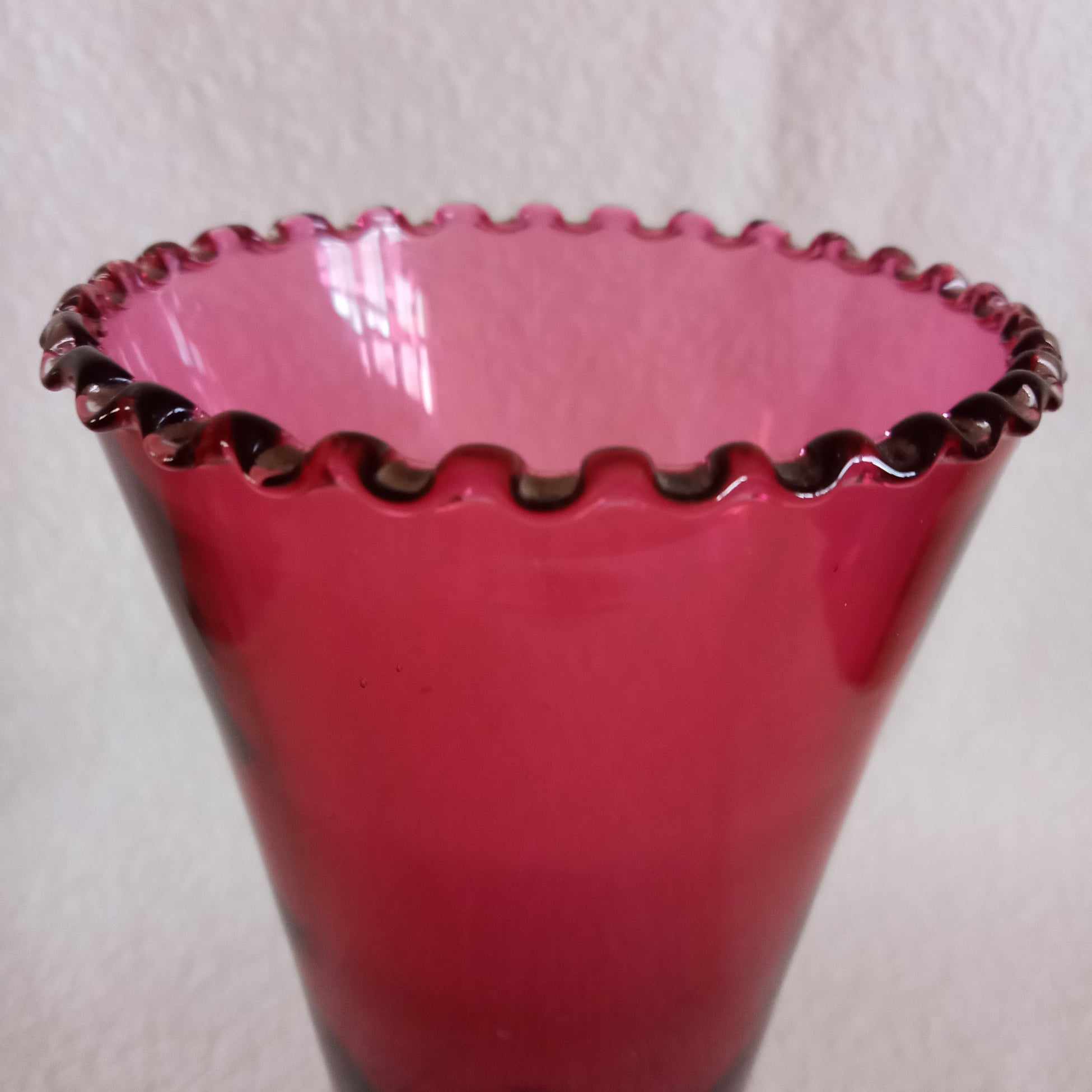 cranberry glass footed vase B.jpg